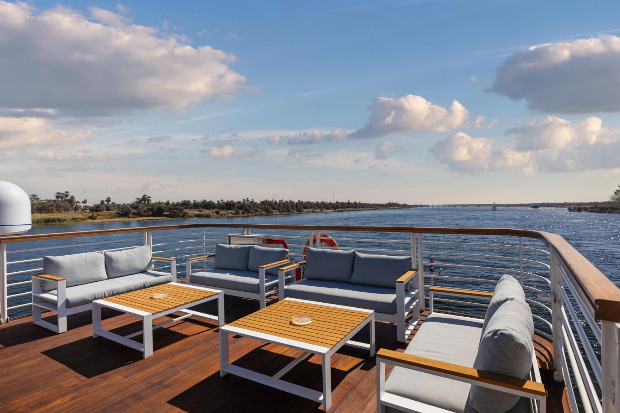 Tia Boutique Nile Cruise - Every Monday From Luxor For 04 & 07 Nights - Every Friday From Aswan For 03 & 07 Nights Eksteriør bilde